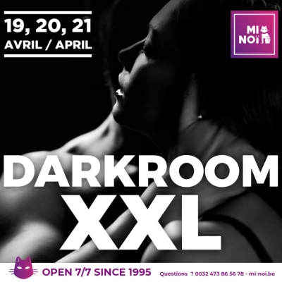 DARKROOM XXL